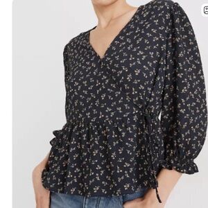 Madewell Women's Navy Floral Puff-Sleeve Peplum Wrap Top in Spring Fling XL